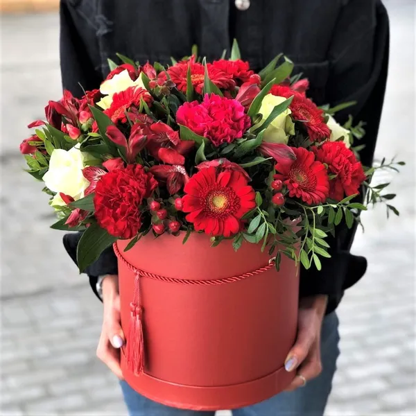 Коробка с цветами "Майское настроение"