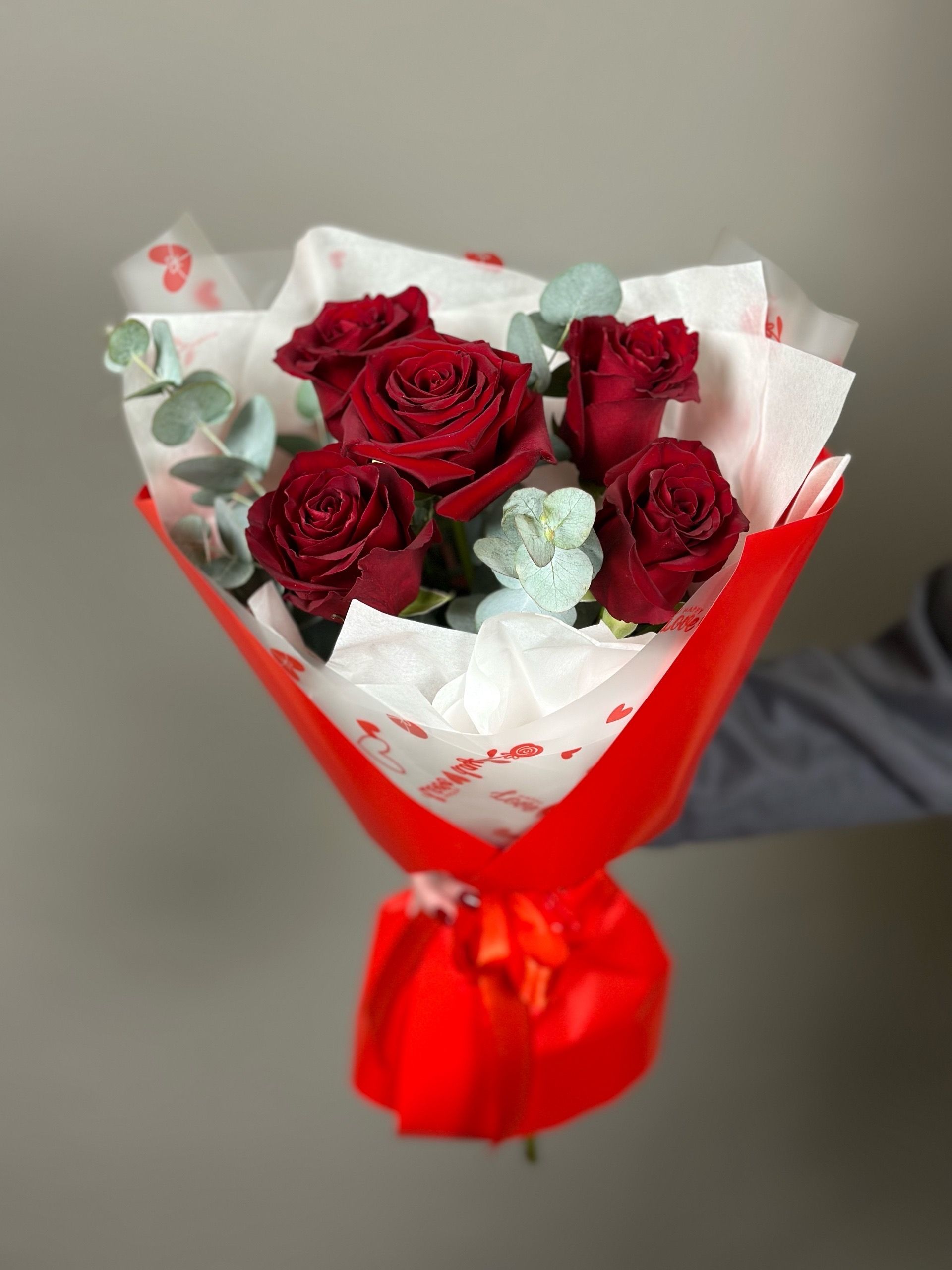 Букет с розами " Святой Валентин"