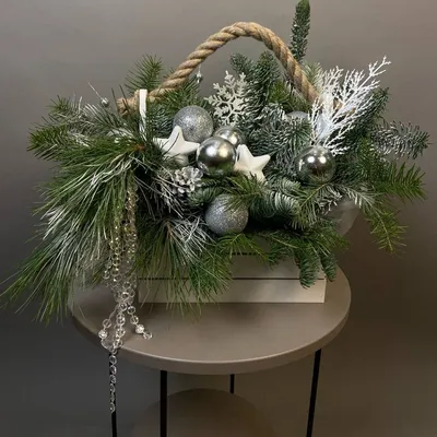 Новогодняя композиция "Белый лес"