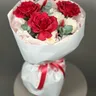 Букет с розами и хризантемой "Прекрасные чувства" 2