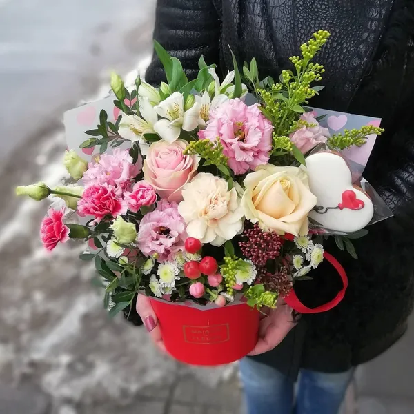 Коробка с цветами "Валентинка"