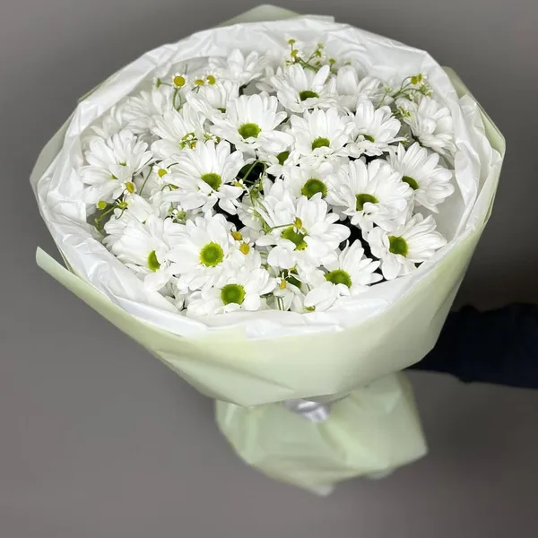 Букет из хризантемы и ромашки "Полюшко"