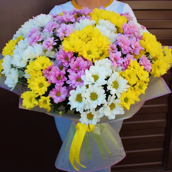 Букет из 21 кустовой хризантемы микс