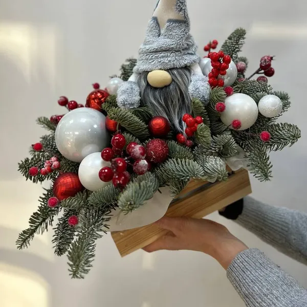 Новогодняя композиция  "Снежок"