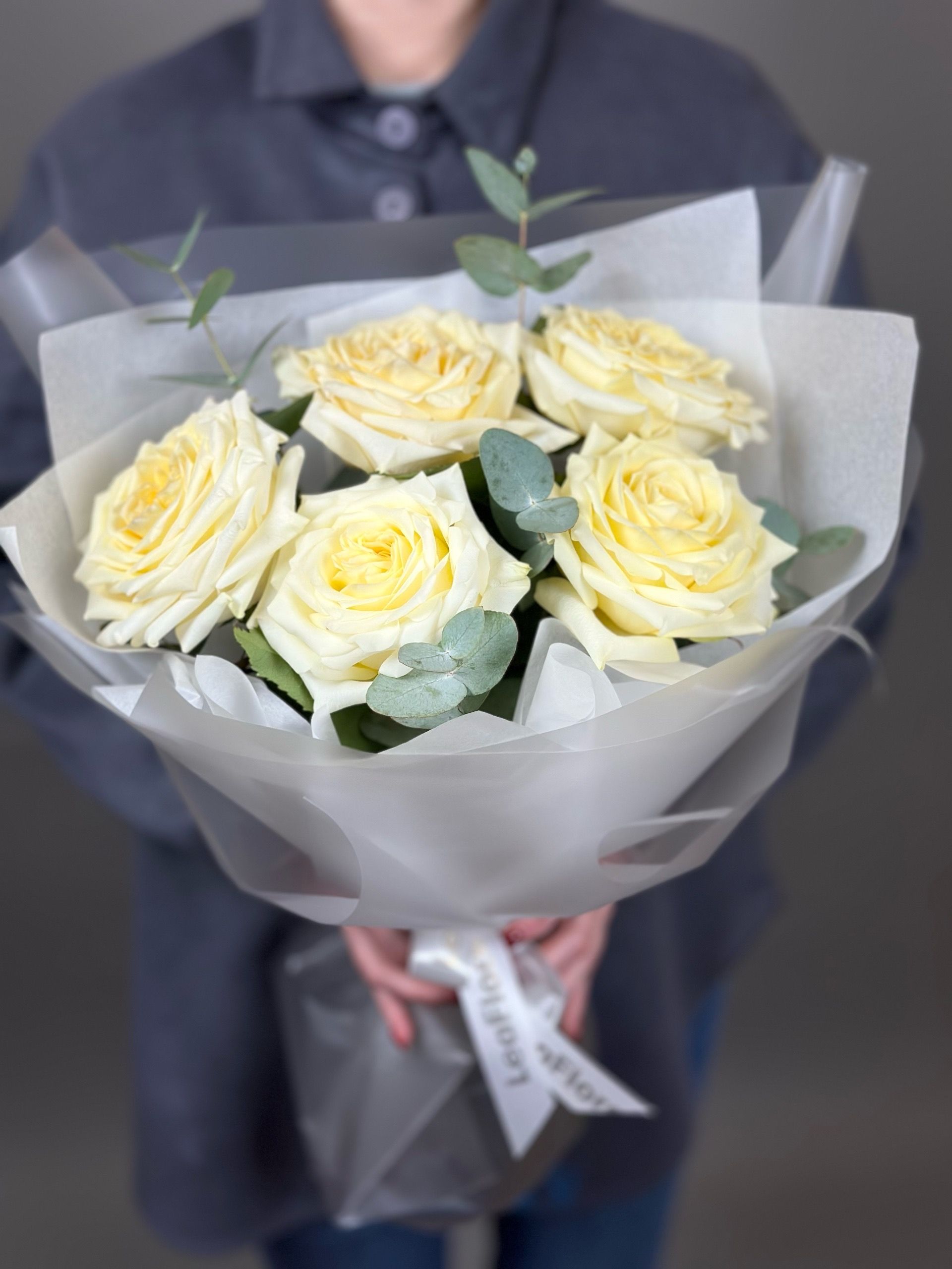 Букет с розами " Нежные чувства"