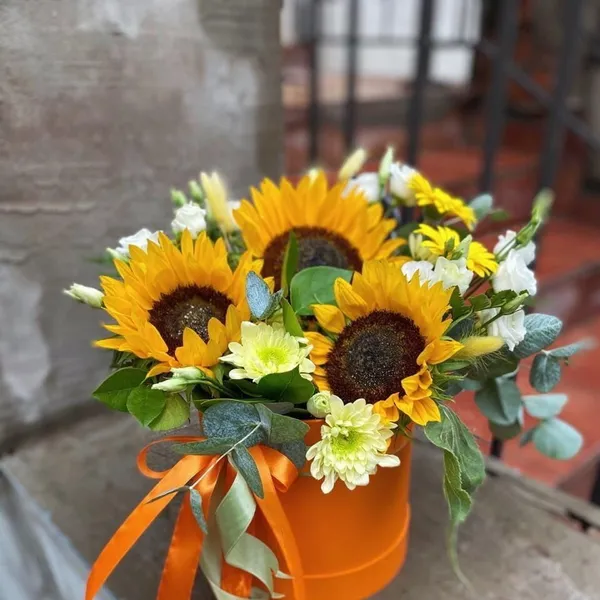 Коробка с цветами "Осеннее утро"