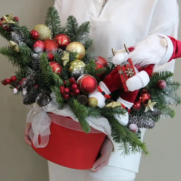 Новогодняя композиция " Дед мороз"