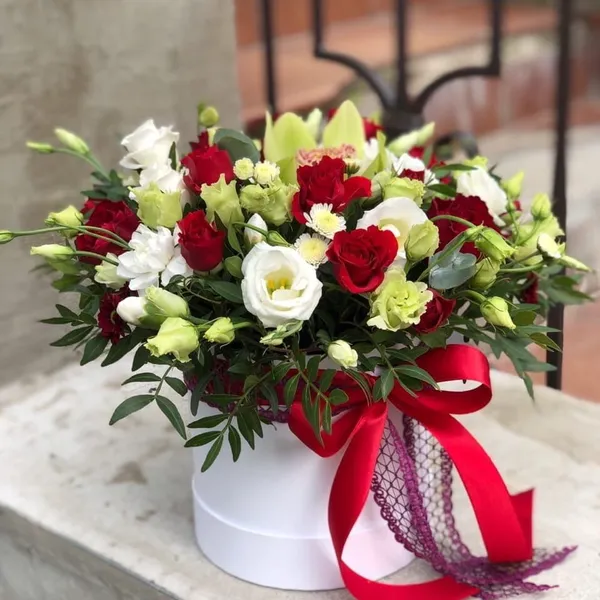 Коробка с цветами "Романтичный восторг"