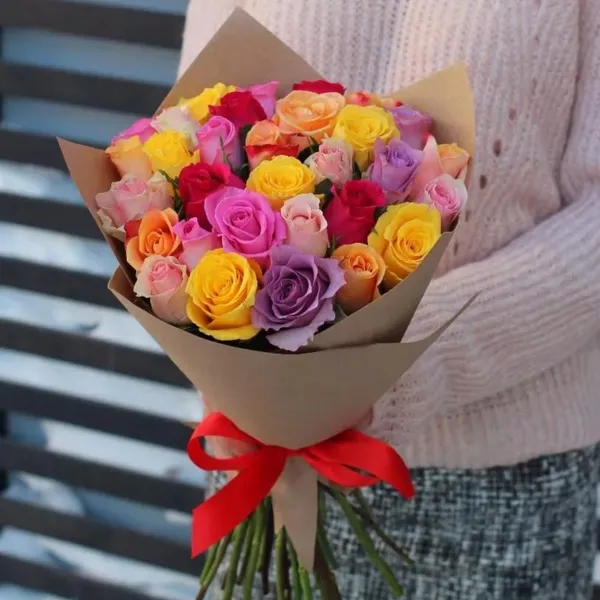 Букет из 31 розы микс 45 см