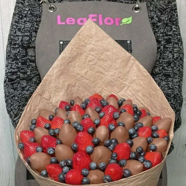 Букет из клубники "Шоколадное настроение"