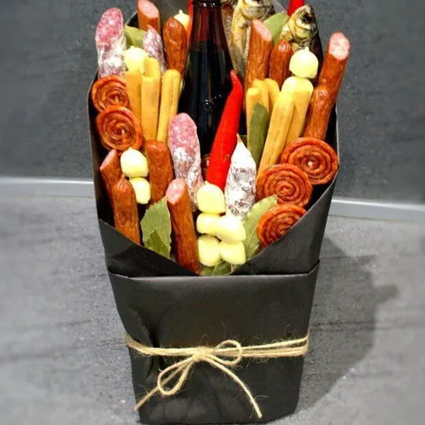 Мужской букет "Три вкуса"