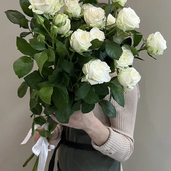 Букет из кустовой белой розы премиум XS