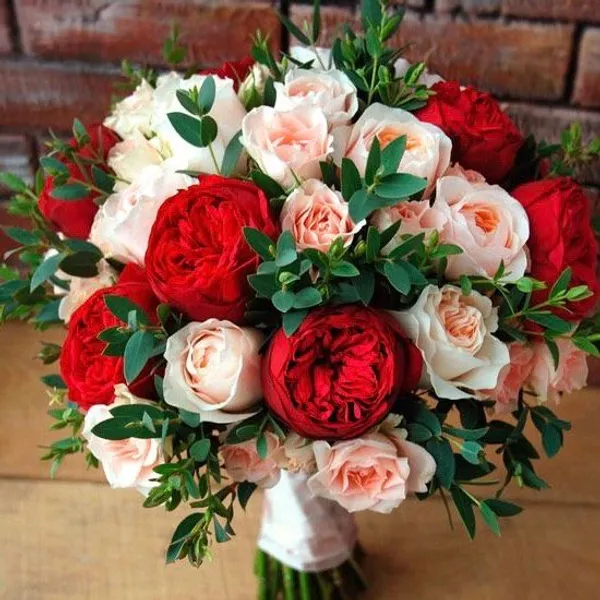 Букет невесты №2 "Красная коллекция"