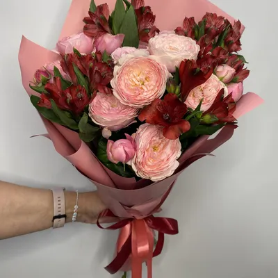 Букет с кустовой розой и альстромерией "Привет"