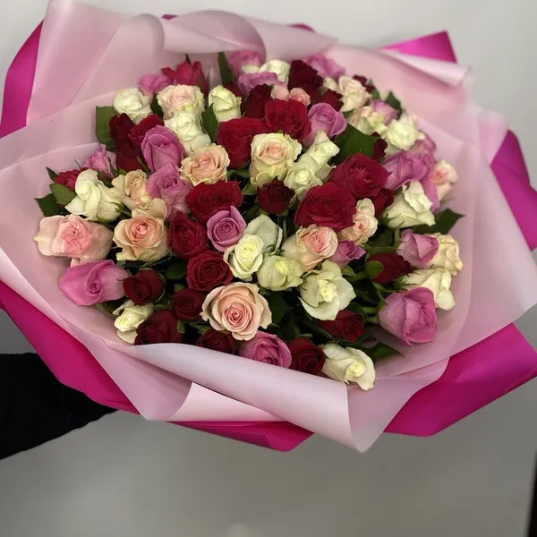 Букет из 101 нежной розы микс 45 см