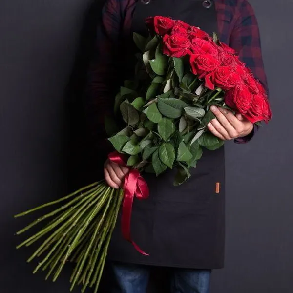 Букет из 39 красных премиум роз 80 см