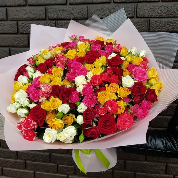 Букет из 51 кустовых роз 40 см